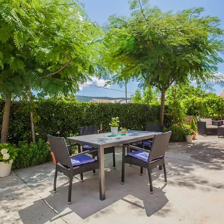 Apartman Madlen Cres Extérieur photo